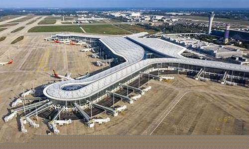 海南机场在哪里(海南岛有几个机场在哪里)_https://www.lclxwz.com_广期所_第1张
